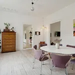 3 Bedroom Pet Friendly In Aero Prázdninový dům