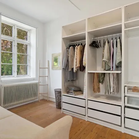 3 Bedroom Pet Friendly In Aero * Søby