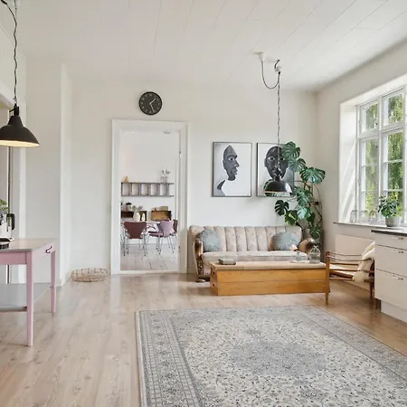3 Bedroom Pet Friendly In Aero Prázdninový dům *